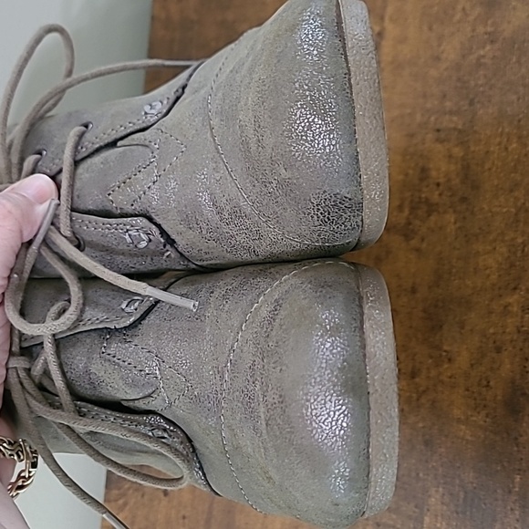 Toms Metallic Gray Lace-up Ankle Booties size 7 - Picture 8 of 10
